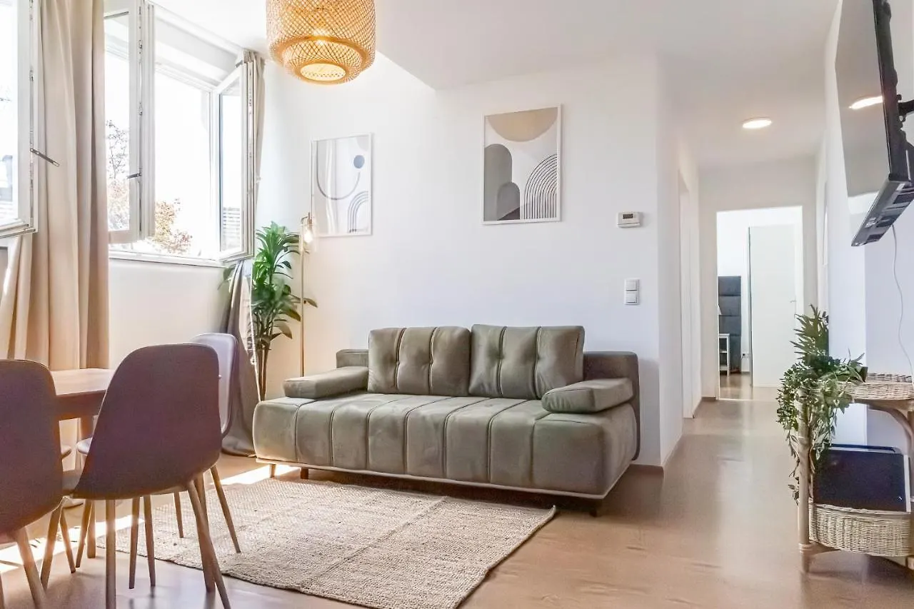 Apartament Charming 1Br And 1Lr Apt Modern Design Donaustadt Wiedeń
