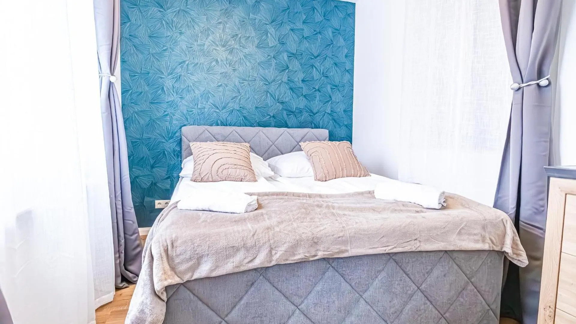 Apartament Charming 1Br And 1Lr Apt Modern Design Donaustadt Wiedeń