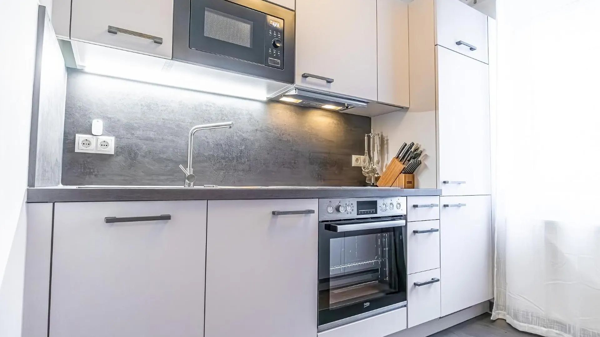 Apartament Charming 1Br And 1Lr Apt Modern Design Donaustadt Wiedeń Austria