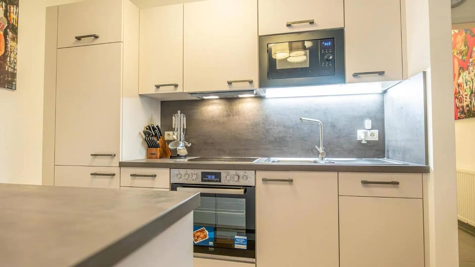 Charming 1Br And 1Lr Apt Modern Design Donaustadt Wiedeń Apartament