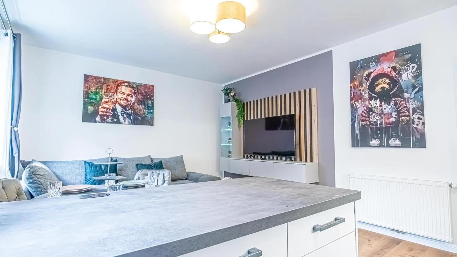 Charming 1Br And 1Lr Apt Modern Design Donaustadt Wiedeń