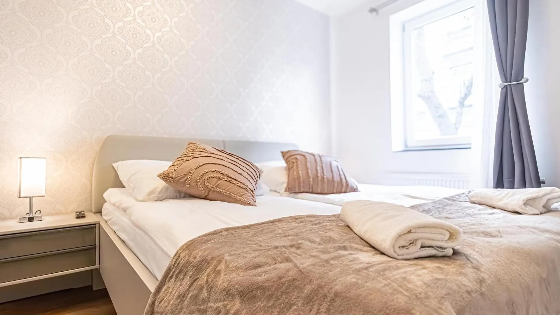 Charming 1Br And 1Lr Apt Modern Design Donaustadt Wiedeń 0*,