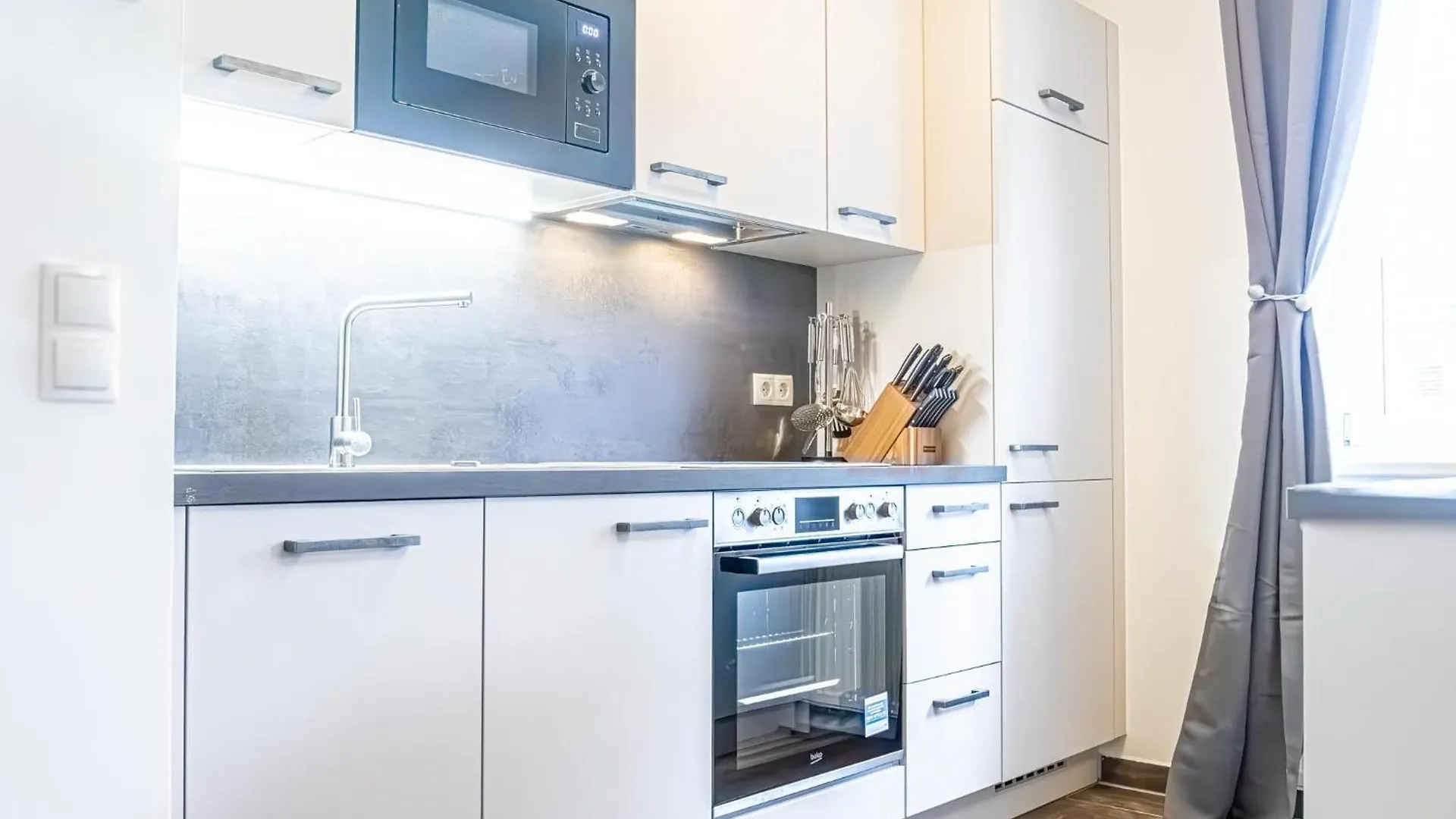 Charming 1Br And 1Lr Apt Modern Design Donaustadt Wiedeń Austria