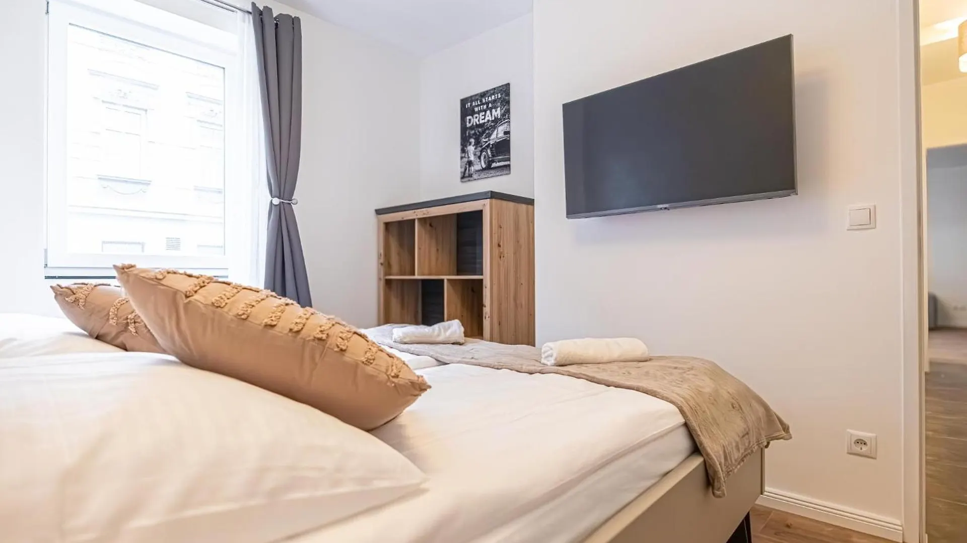 Charming 1Br And 1Lr Apt Modern Design Donaustadt Wiedeń 0*,  Austria
