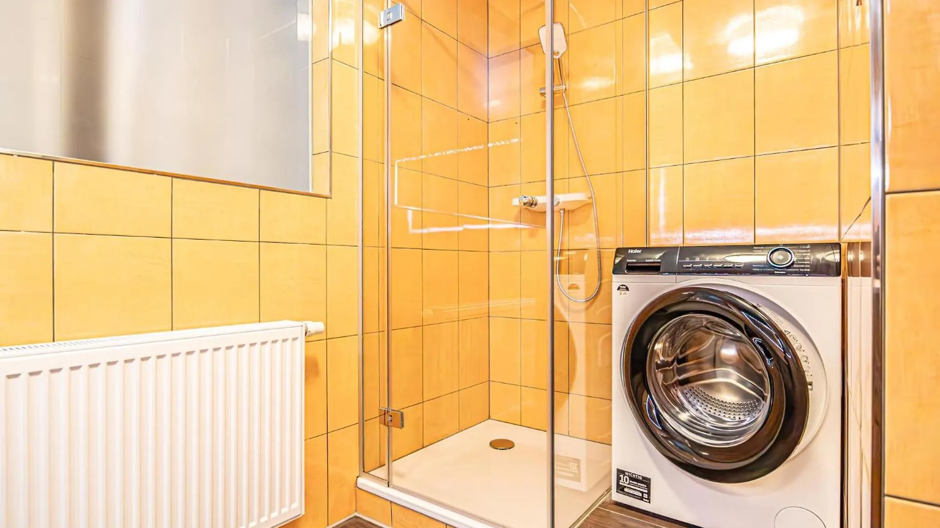 Charming 1Br And 1Lr Apt Modern Design Donaustadt Wiedeń
