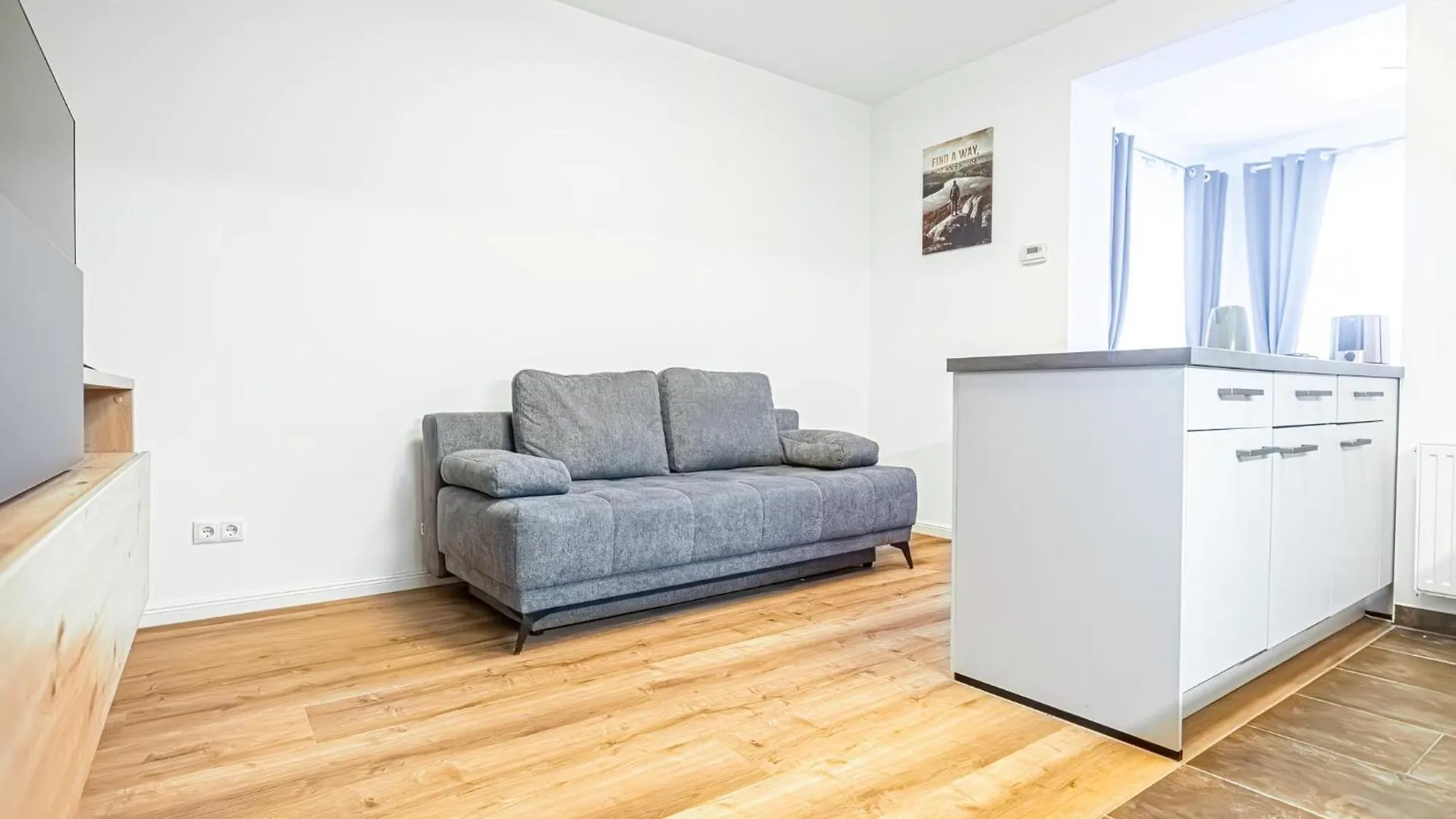 Charming 1Br And 1Lr Apt Modern Design Donaustadt Wiedeń Apartament